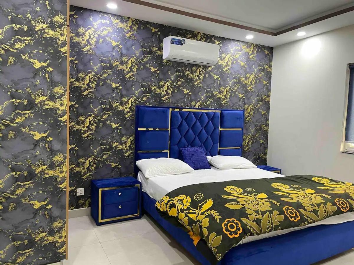 B&B Lahore - Hotline Apartments - Bed and Breakfast Lahore