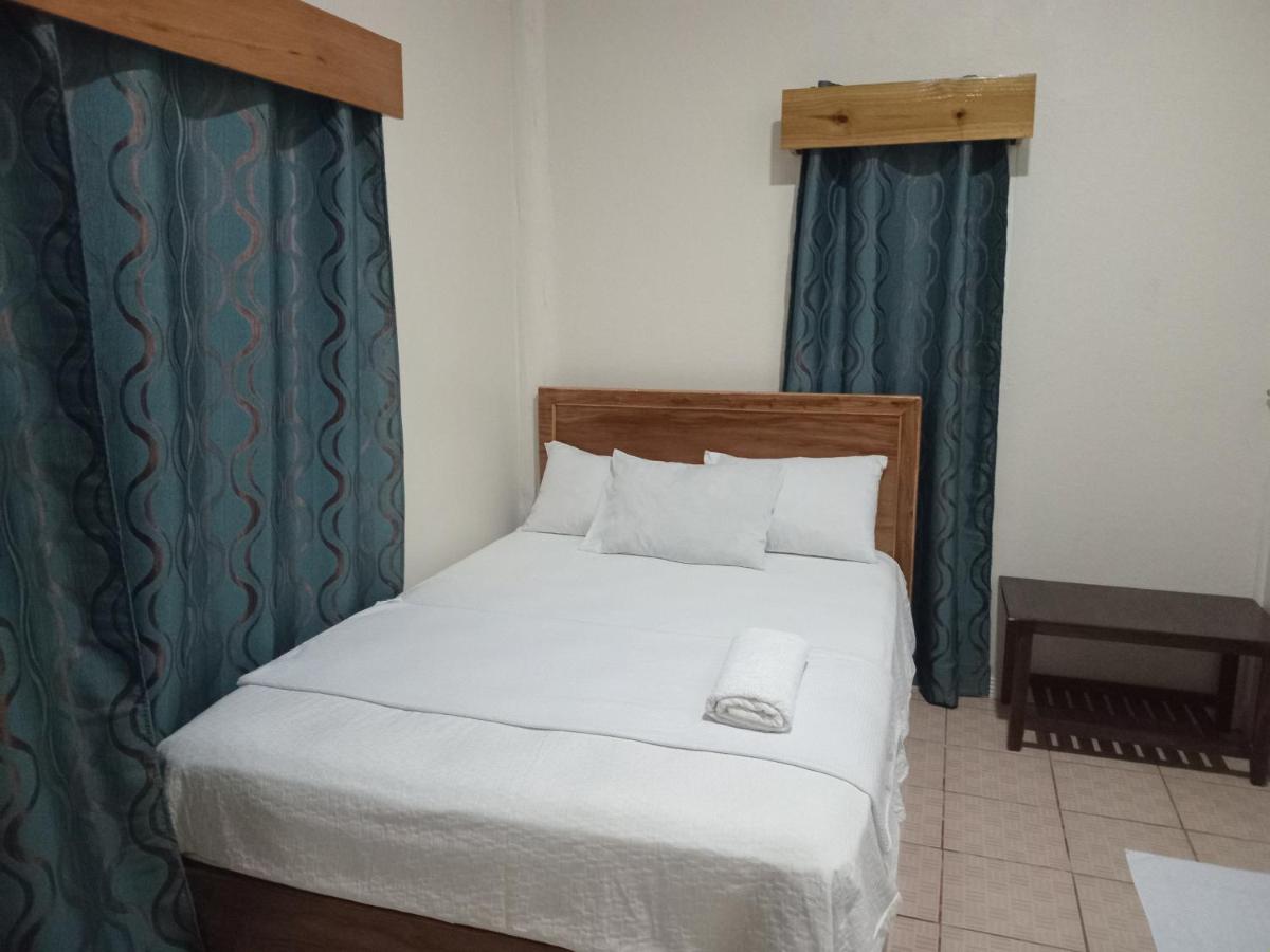Sunset Lodge - B&B Savusavu