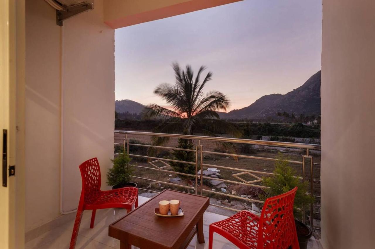 NANDI SKANDAGIRI HERITAGE - B&B Nadi