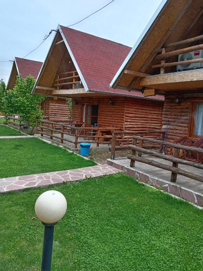 Deluxe Bungalow