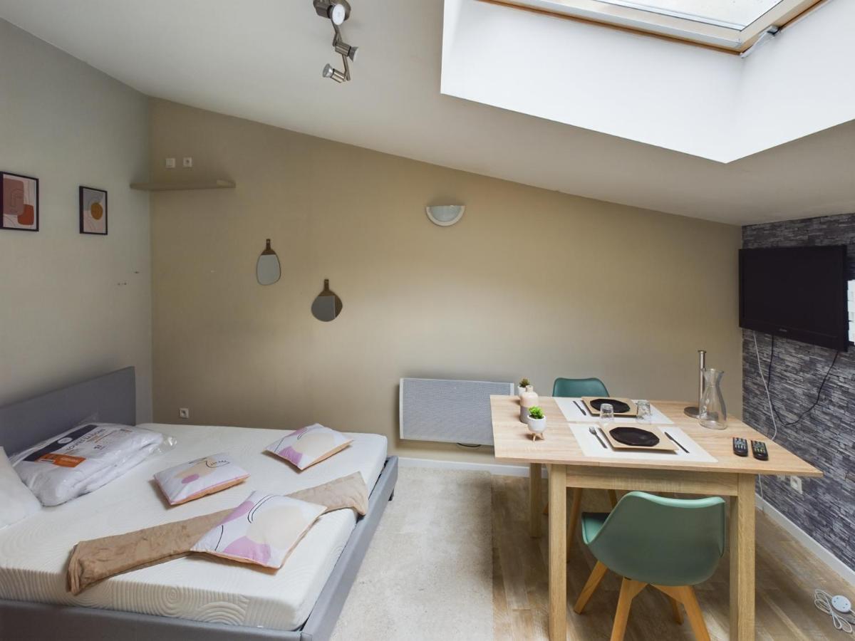 Le Cocon Romillon - B&B