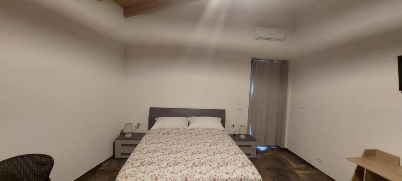 Large Double or Twin Room