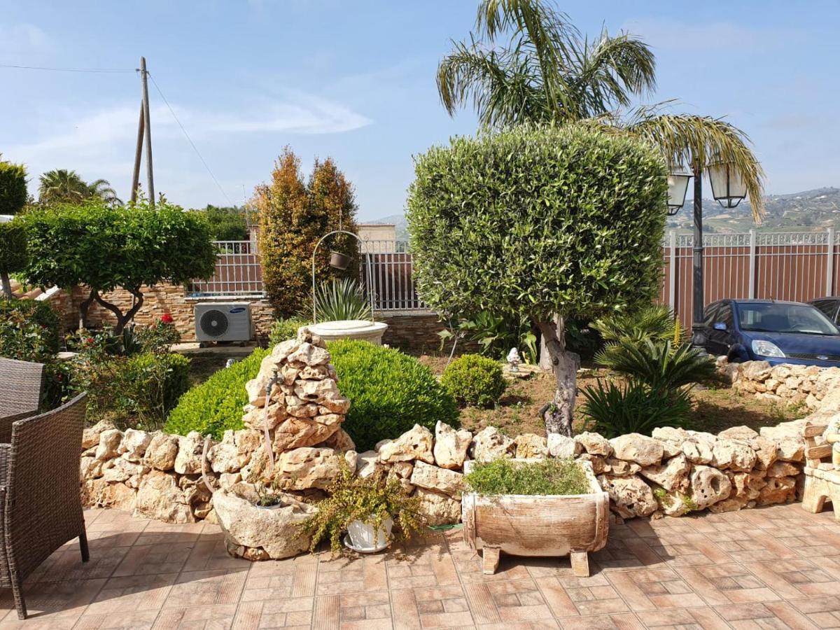 Villa eden luxury con piscina e jacuzzi - B&B Agrigento