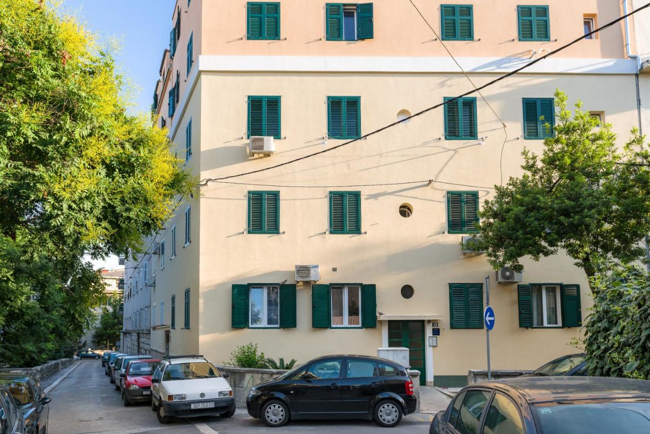 Luxury Rooms and Apartment Silente Bacvice - B&B