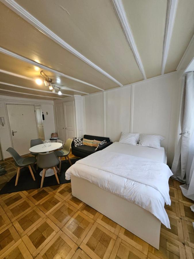 B&B Zurich - City Center Apt. Old Town ZH - Bed and Breakfast Zurich