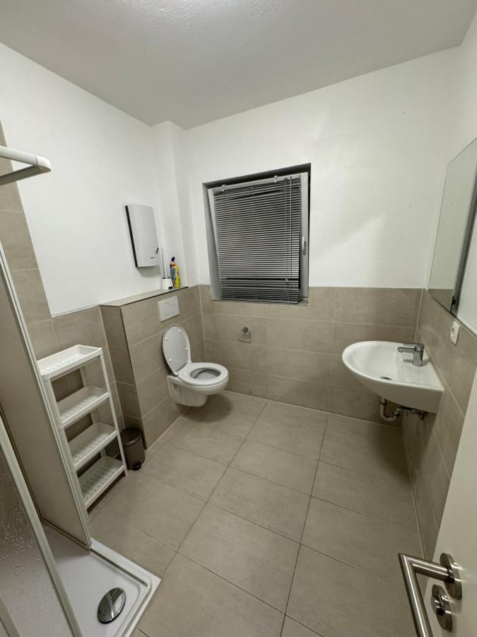Zweibettzimmer mit Gemeinschafts-WC