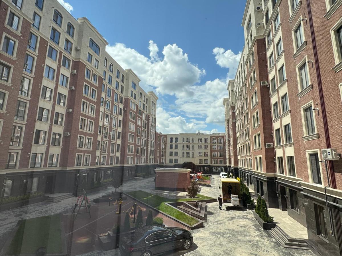 Central Beautiful Apartment with Parking - B&B Chişinău