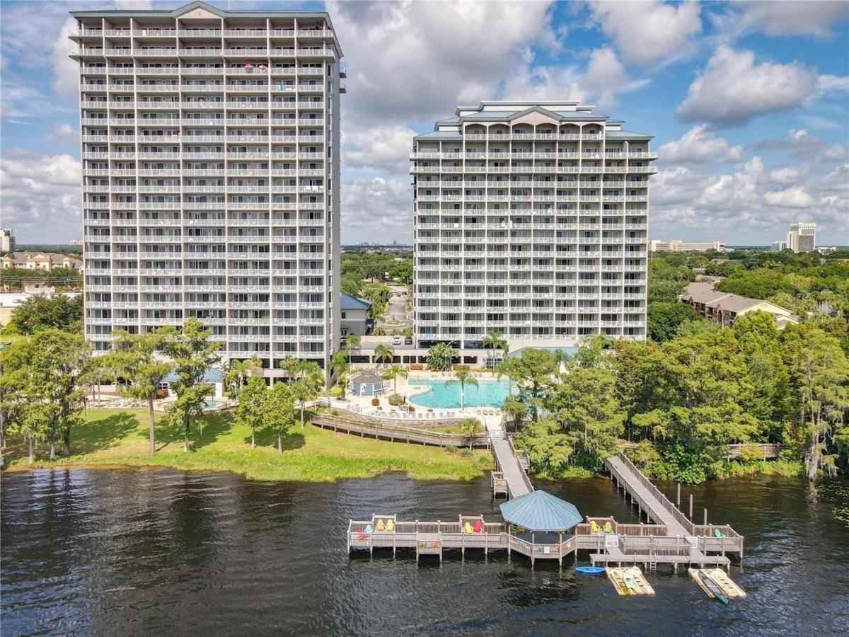 Sunshine Oasis - Orlando Lakefront Luxury - B&B