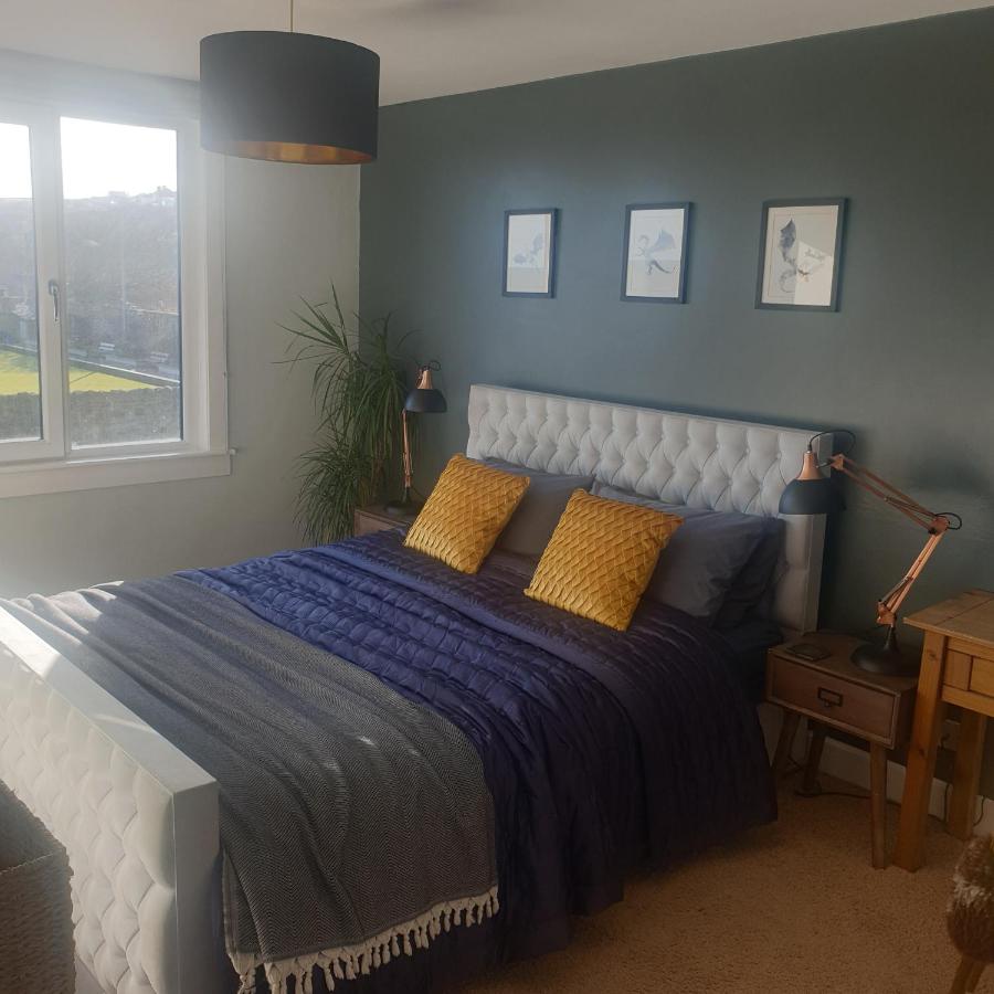 Dragon - Double Room with Sea View and Ensuite