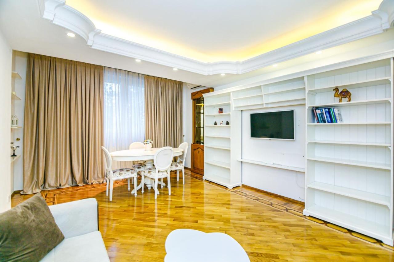 Apartment Freedom Square - B&B