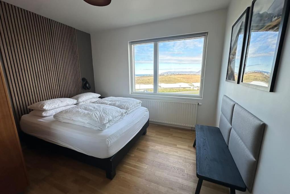 Apartment in Maríubaugur,with fantastic view over Reykjavik - Birta Rentals - B&B Reykjavík