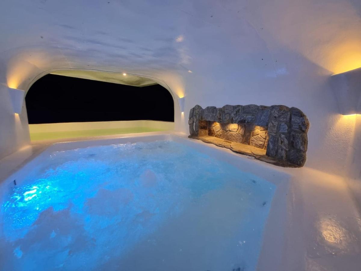 Maranatha. Grotto & Boutique+Hydrotherapy - B&B Pereira