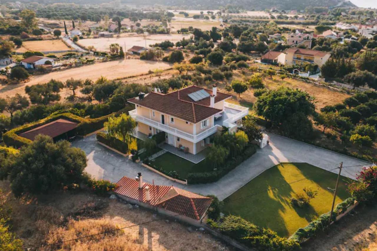Stefanos Home - Ferienwohnung