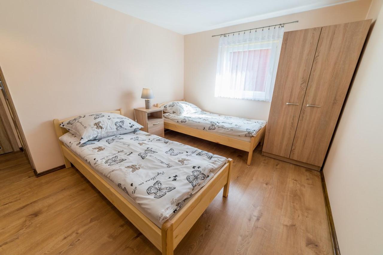 Domki Letniskowe u Ewy - B&B Mikołajki