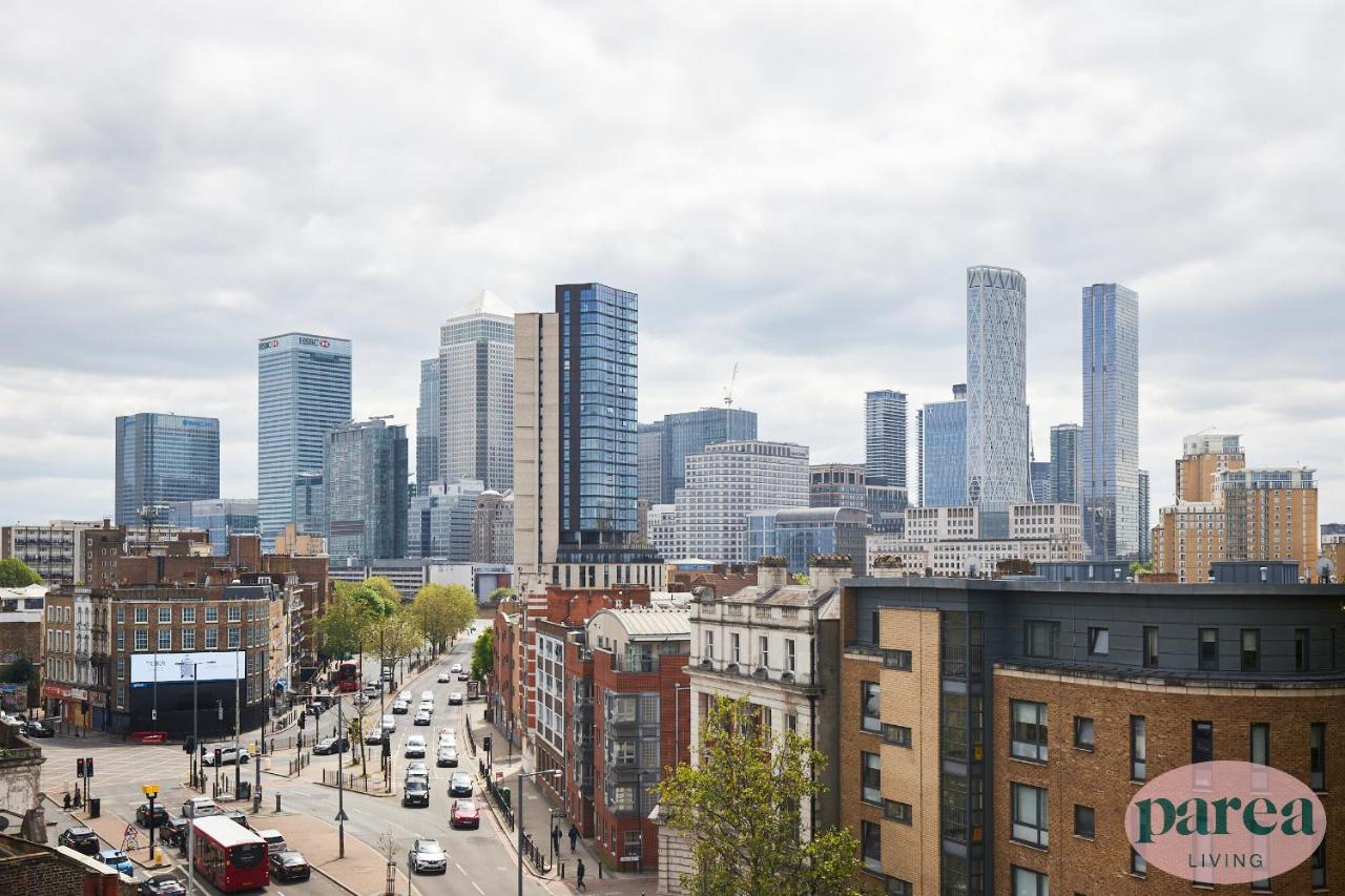 Parea Living - Cosy Flat with Skyline Views beside Canary Wharf - Chambres d’hôtes Londres