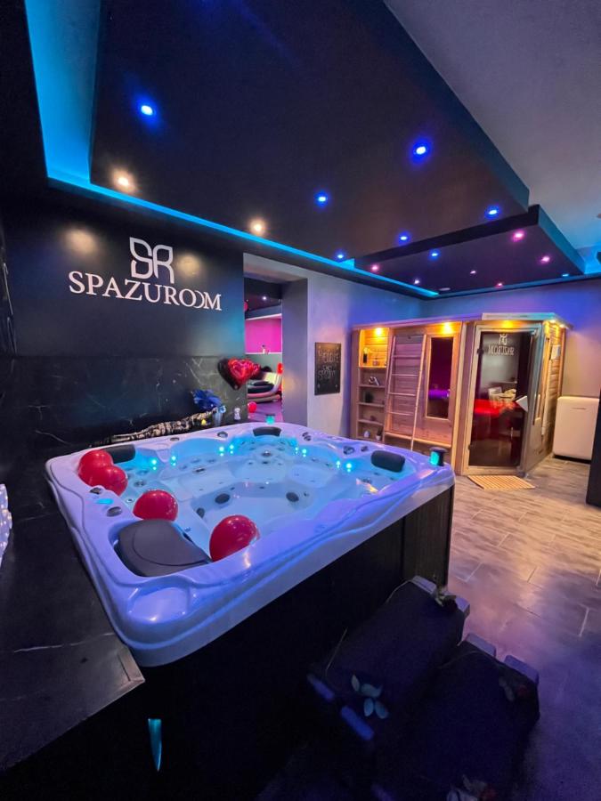 B&B Mouscron - Spazuroom Luxury Suite - Bed and Breakfast Mouscron