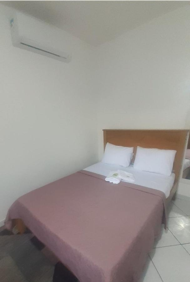 Suite 2, Casa Amarela, Segundo Andar - B&B
