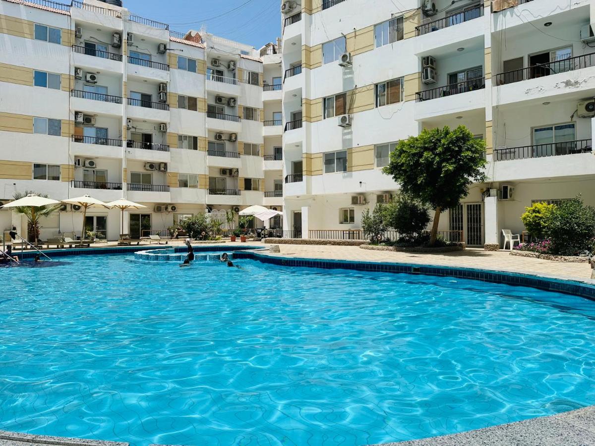 Lotus Elegant Pool View - Bed and Breakfast Hurghada