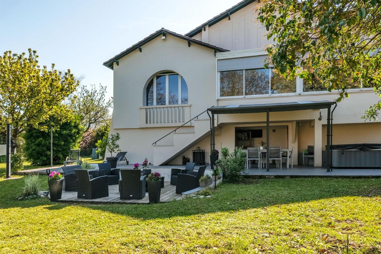 Maison Familiale BERGERAC billard jardin clos - Ferienwohnung