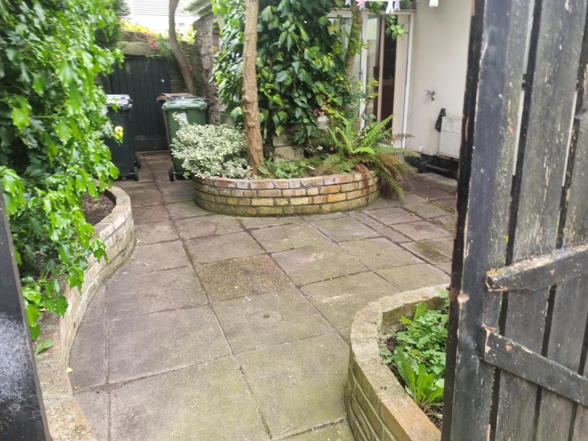 Estate Cottage - B&B