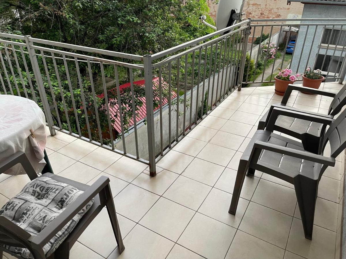 Noemi Appartman Szeged - B&B Szeged