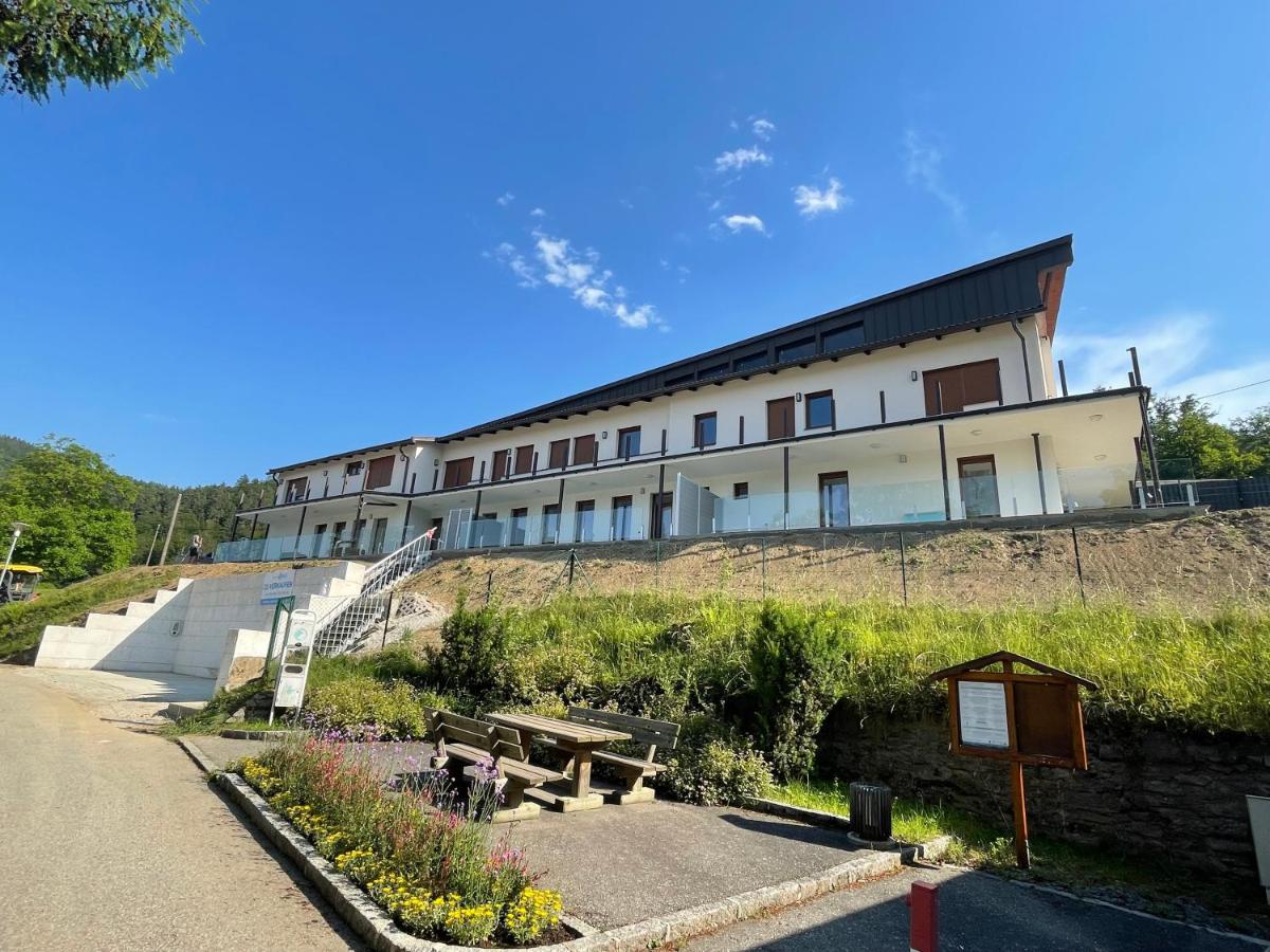 Seeapartment Southbeach mit Terrasse und Seezugang - Bed and Breakfast Sekirn