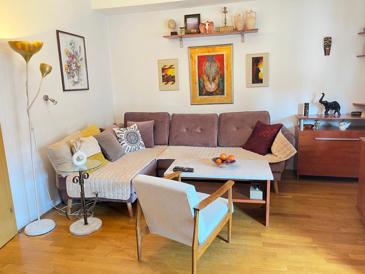 B&B Skopje - Bohemian Quarter / City Park, free parking - Bed and Breakfast Skopje