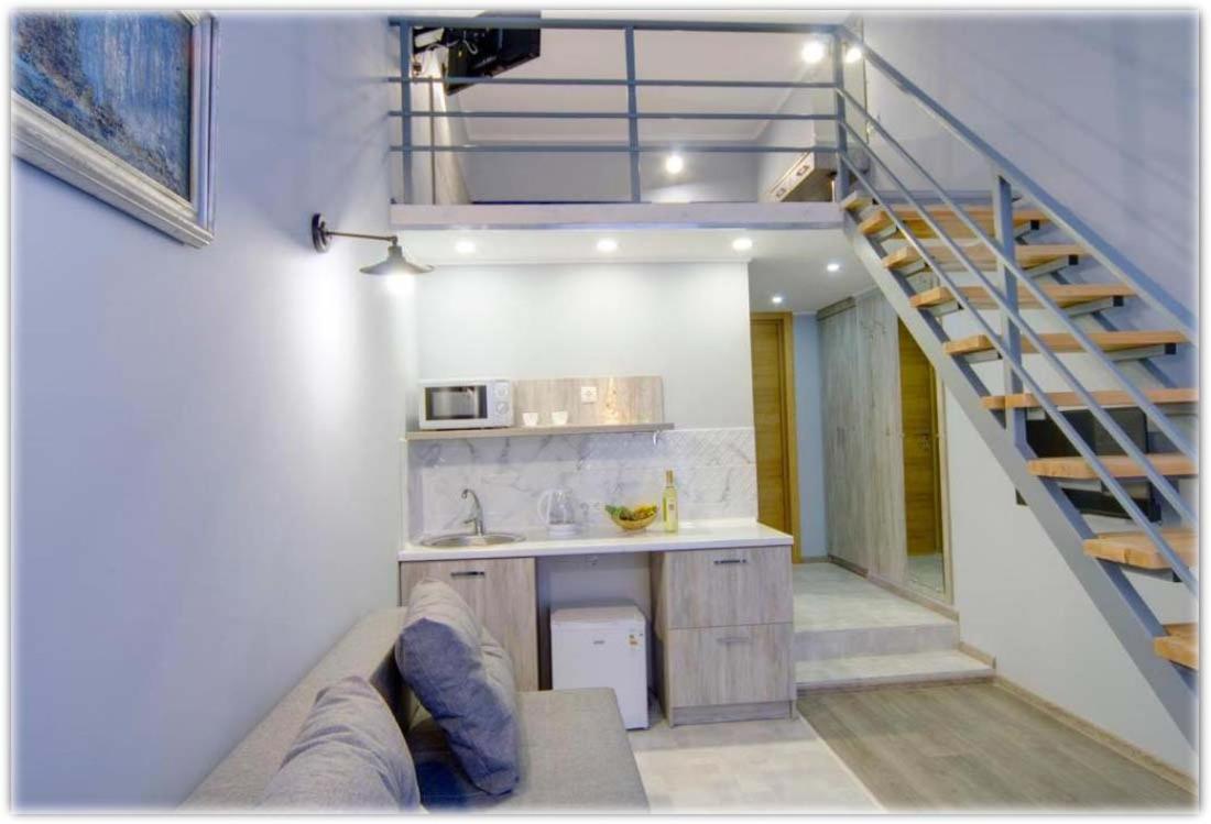 Yaroslaviv val apartment - B&B