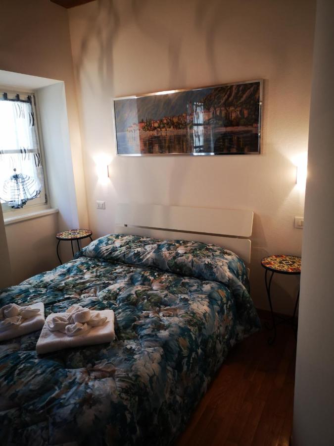 Deluxe Double Room with Shower