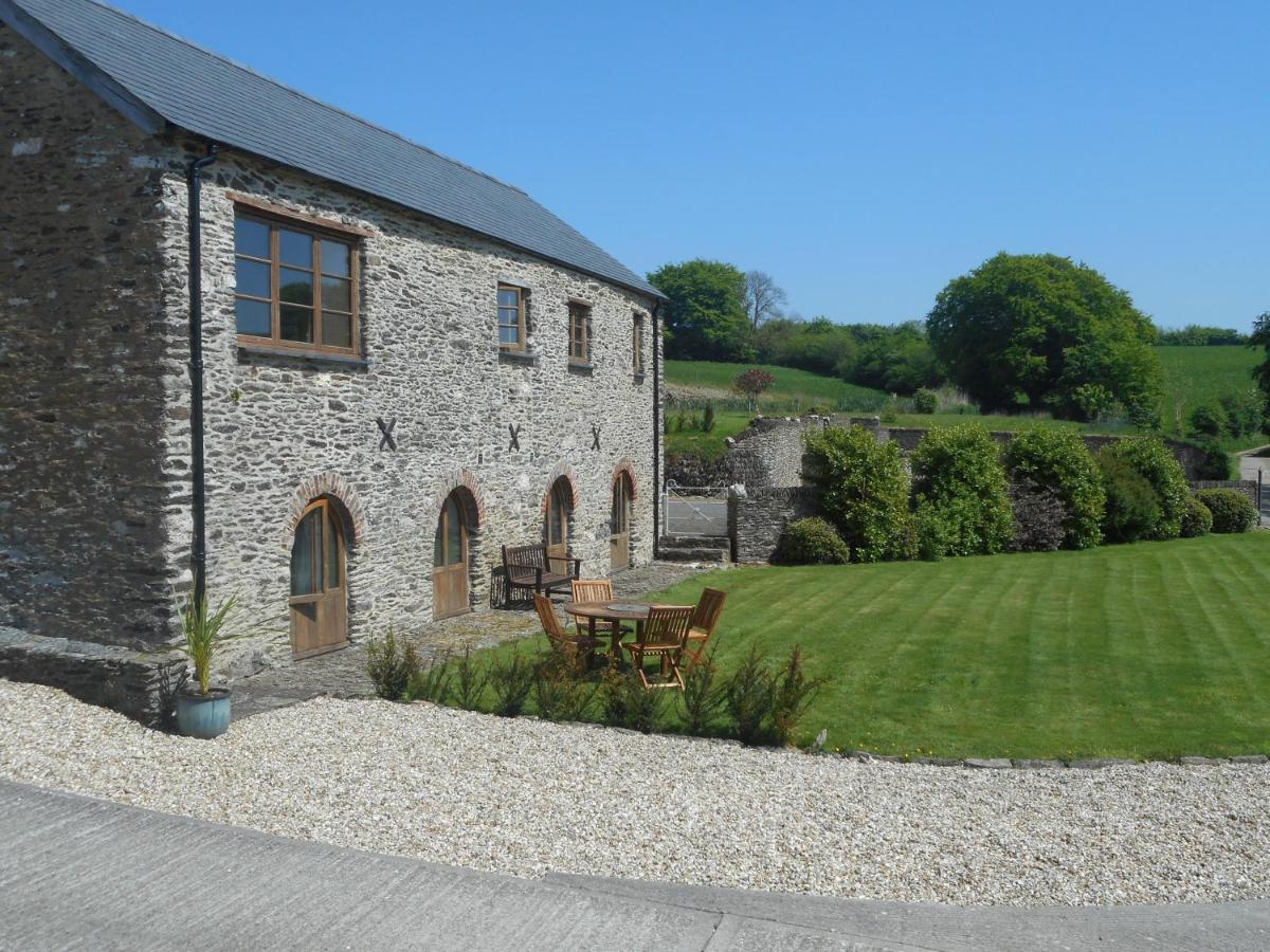 Shircombe Lodge - Exmoor National Park - B&B Dulverton