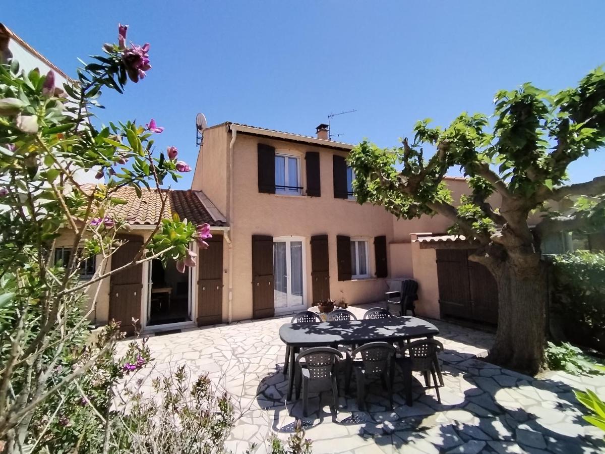 MAISON climatisée 7-9 PERSONNES 1300M DE LA PLAGE AVEC NAVETTE OU PISTE CYCLABLE - B&B Argeles