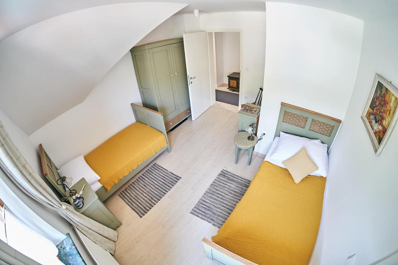 Camera Doppia con Letti Singoli con Balcone 