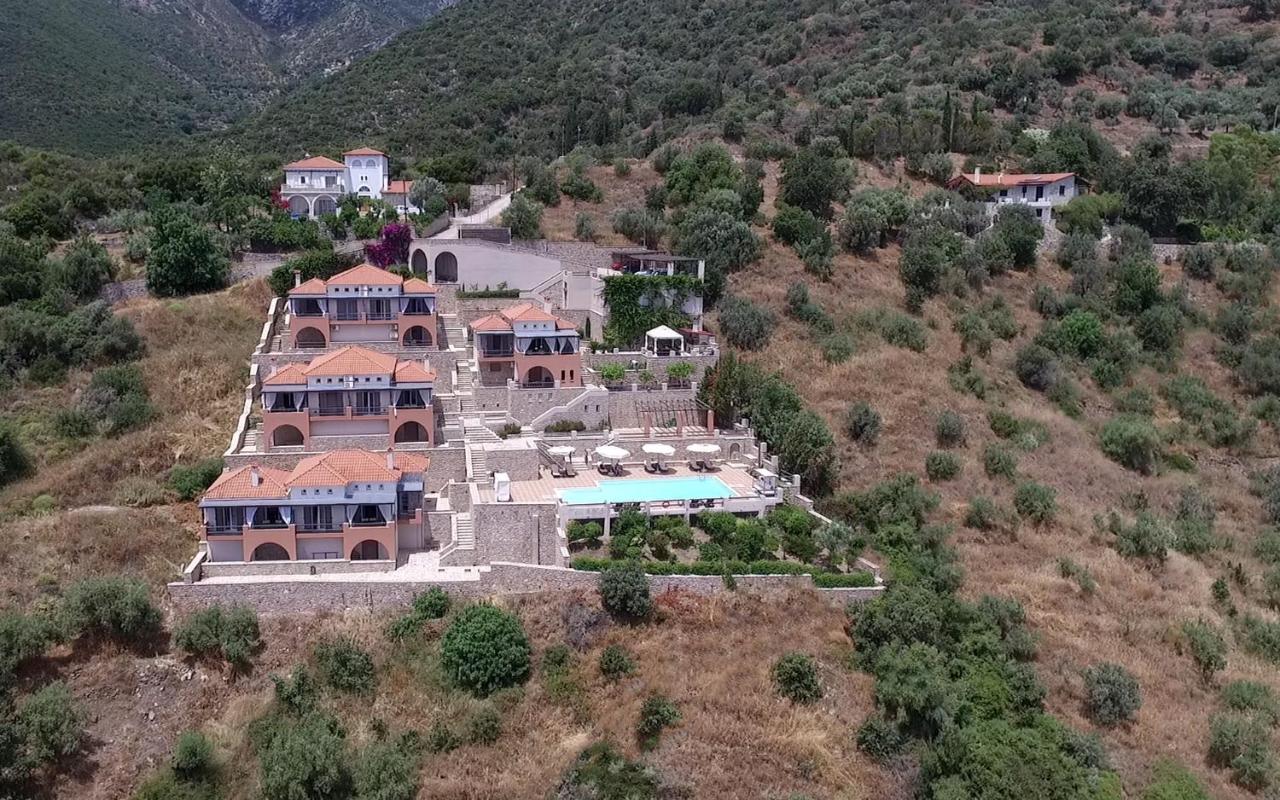 Apelon Tiritas Villas - B&B
