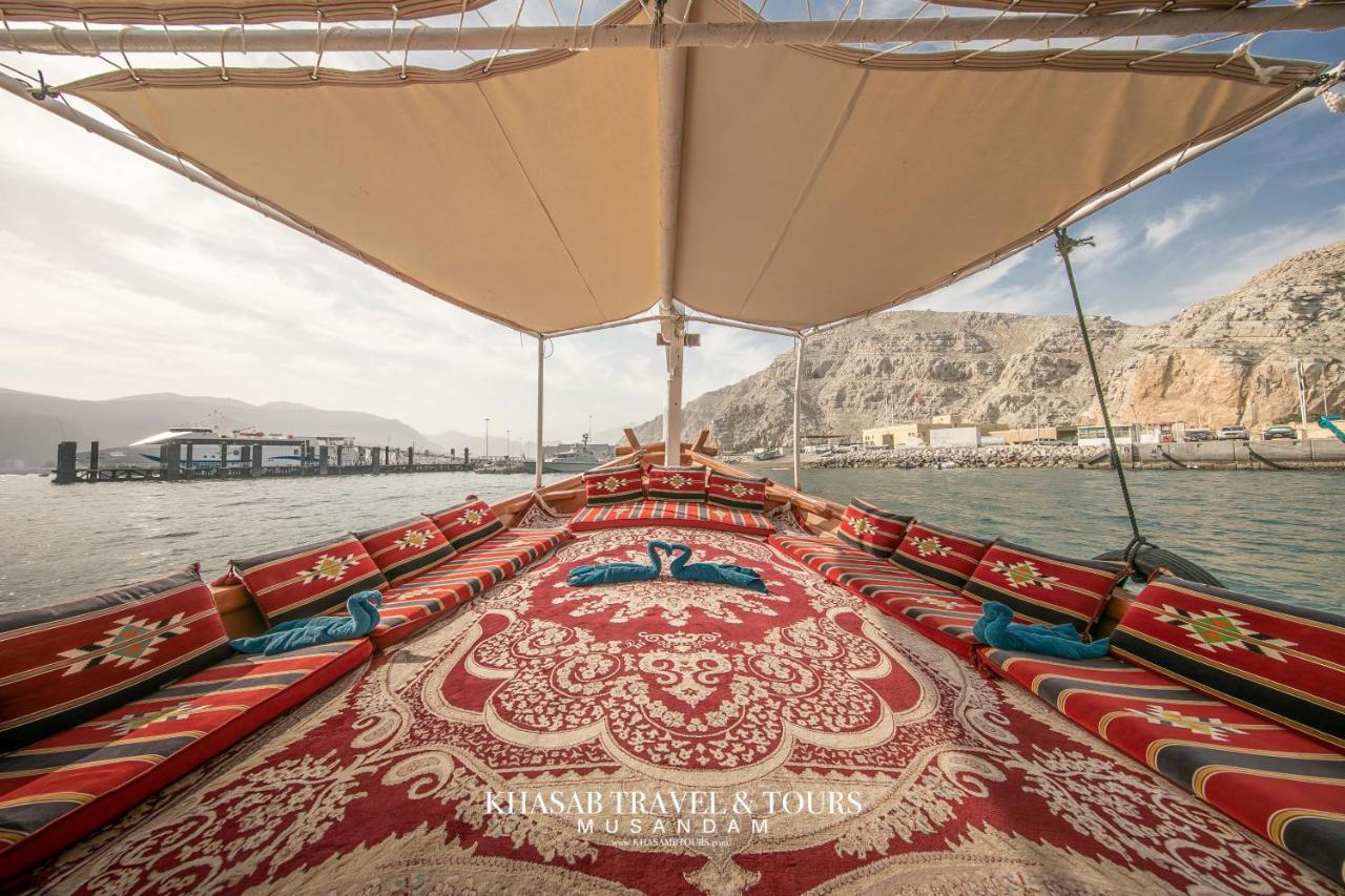 Overnight Dhow - 1 Night 2 Days - B&B