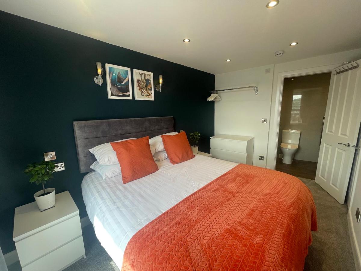 One Bedroom Apartment (Third Floor)