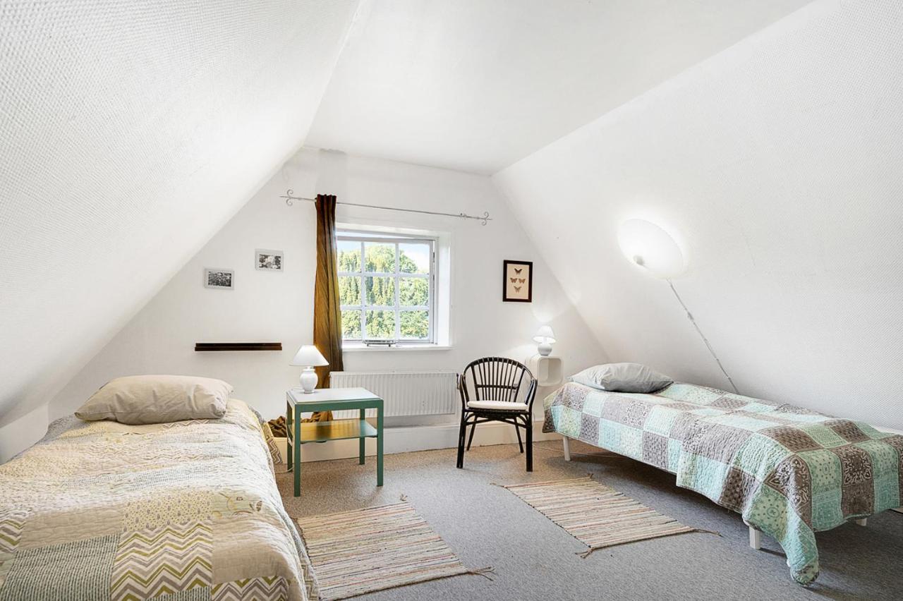 Double Room with Shared Bathroom