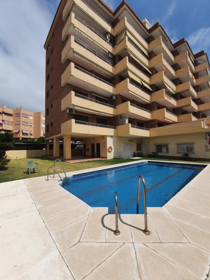 La Carihuela a 150 metros de la playa con espectaculares vistas - Chambres d'hôtes Torremolinos