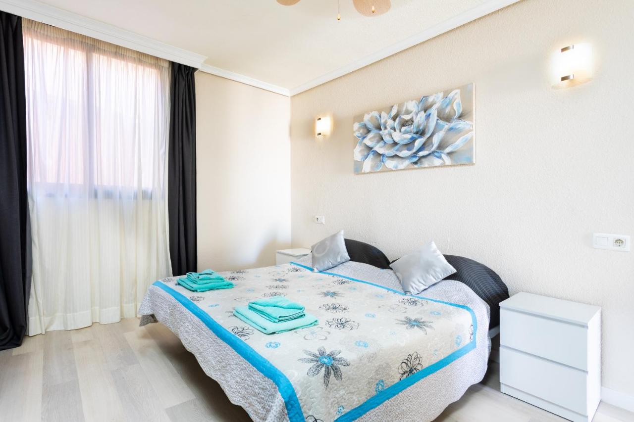 Deluxe One-Bedroom Apartment with Ocean View