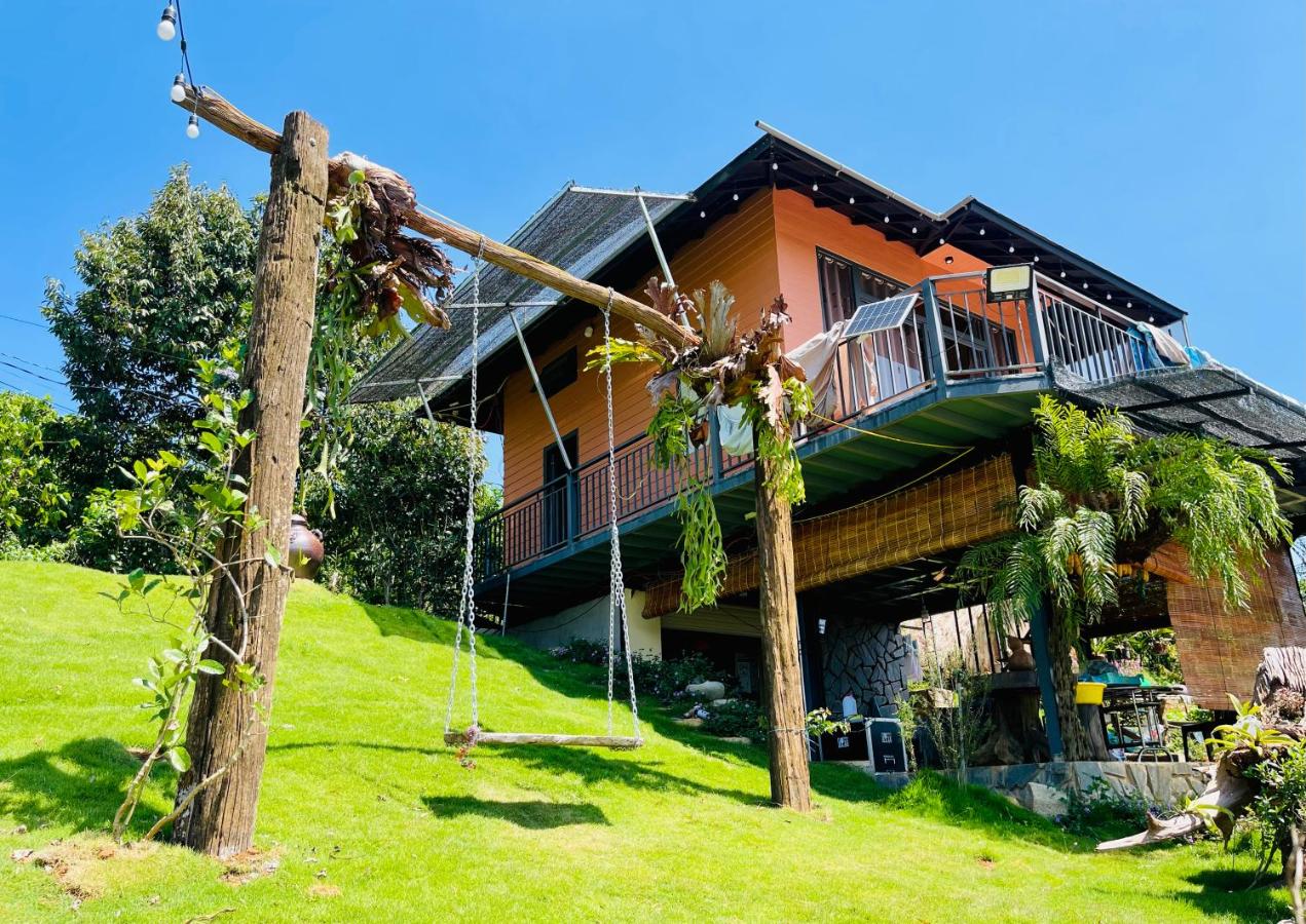BAO LOC EEL Farm - B&B