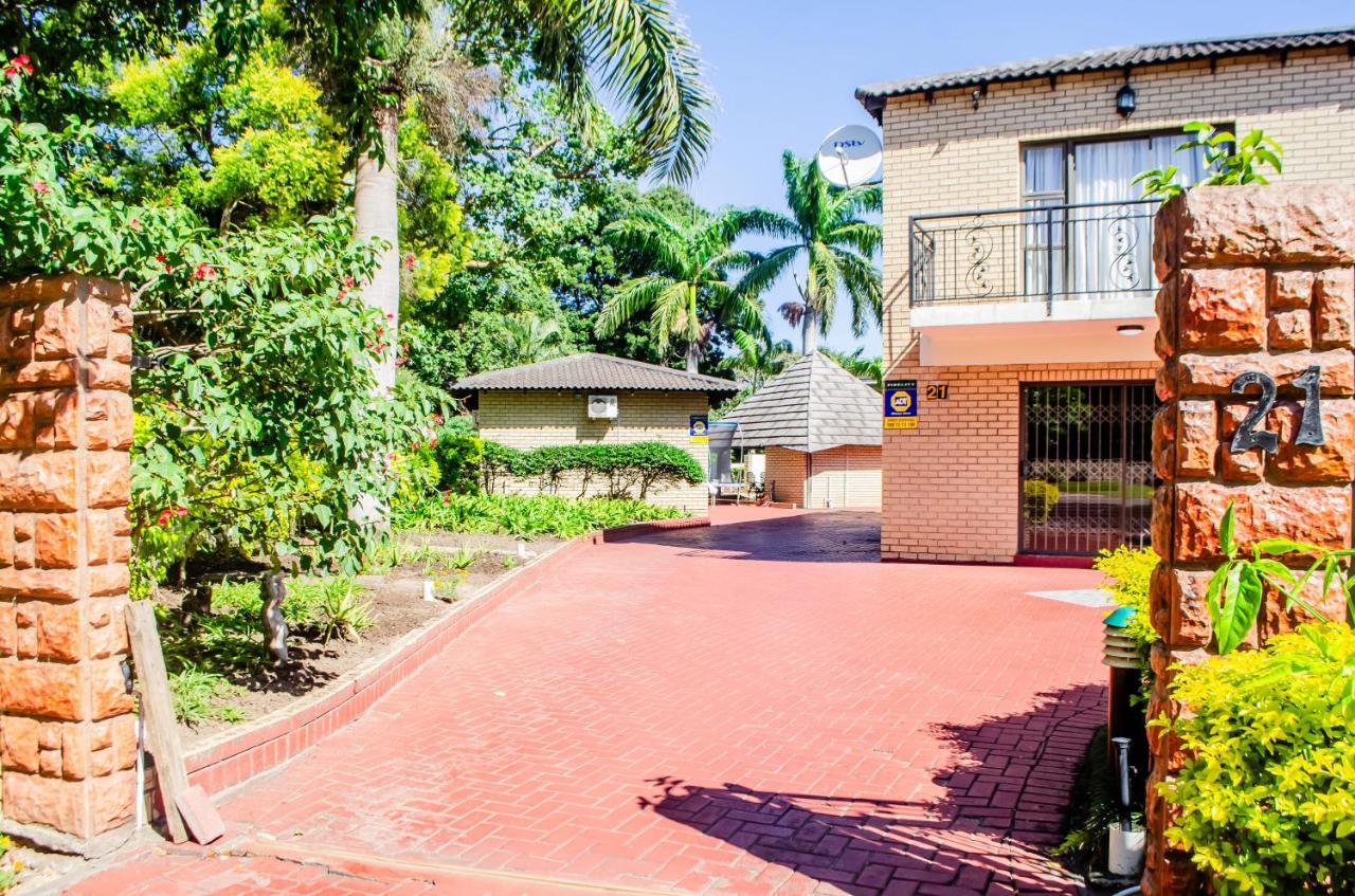 21 Shrimp Tail Meerensee- Home in Richards Bay - B&B Richards Bay