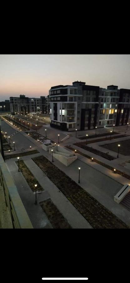 شقه فاخره بكمبوندبشارع التسعين القاهره الجديده - Bed and Breakfast