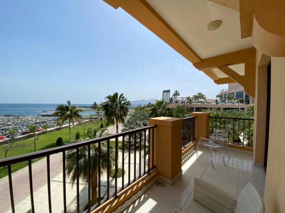 B&B Fujairah - Dream Inn - 2BR Duplex with Ocean View - Bed and Breakfast Fujairah