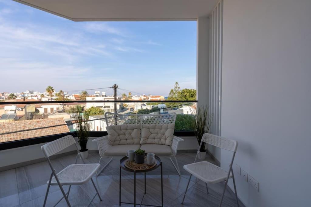 Thálassa 2-Bedroom Apartment in Larnaca - Ferienwohnung