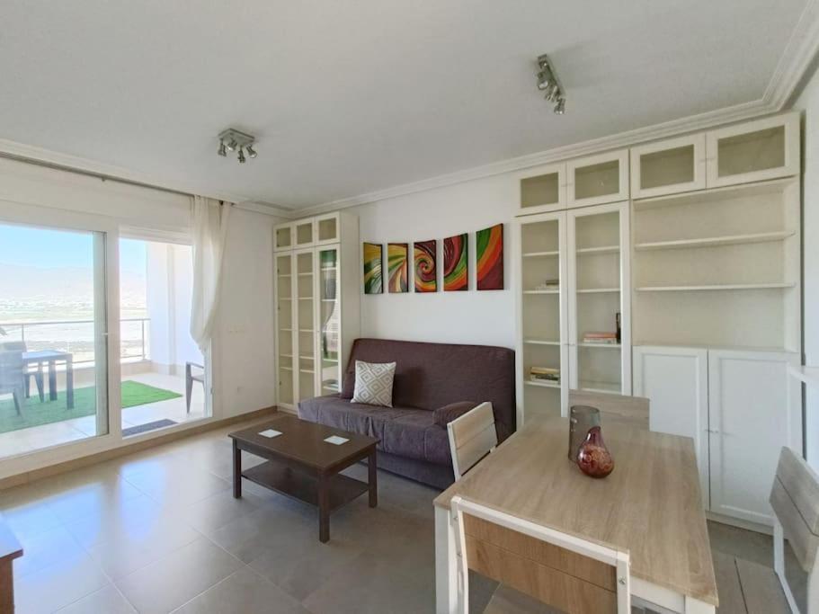 Mar y Sal 11 Suites, gran terraza con vistas al mar, 2 Hab y piscina - Chambres d'hôtes Roquetas de Mar