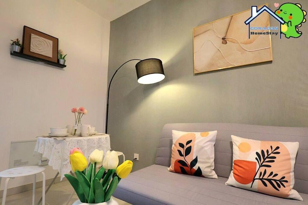 Central Park lovely cozy studio balcony by GDRAGON HomeStay - B&B Johor Bahru