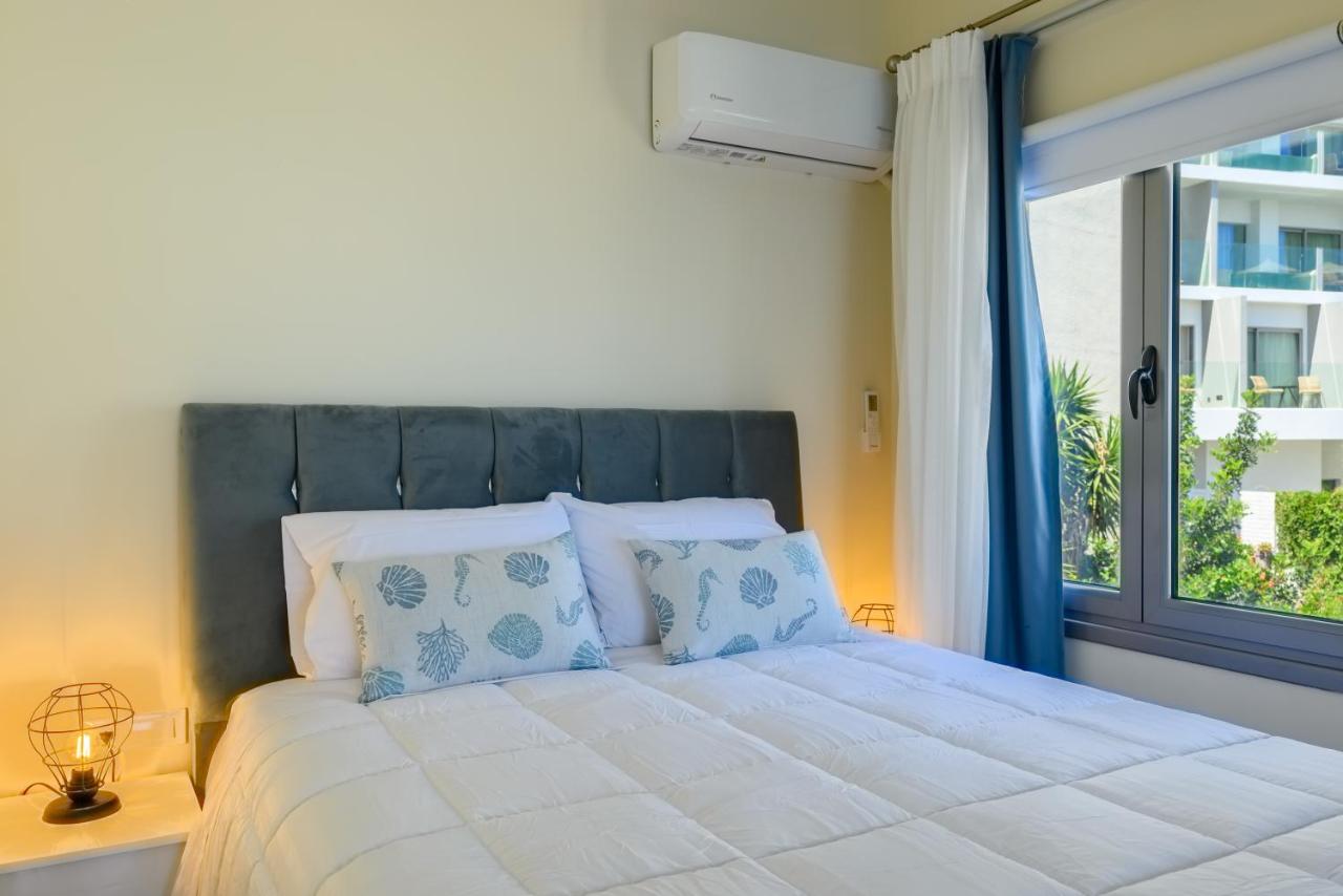 Studio with Sea View