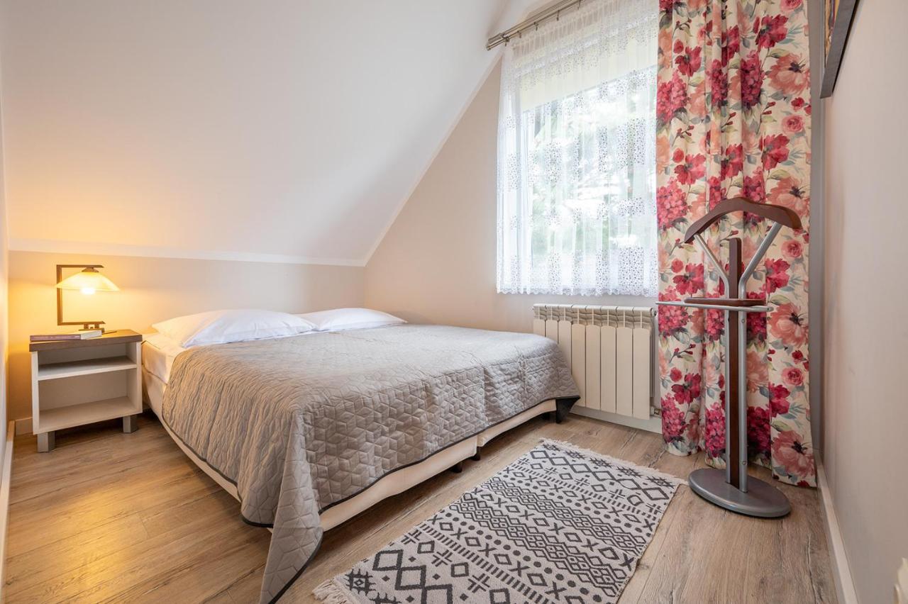 Studio mit Balkon