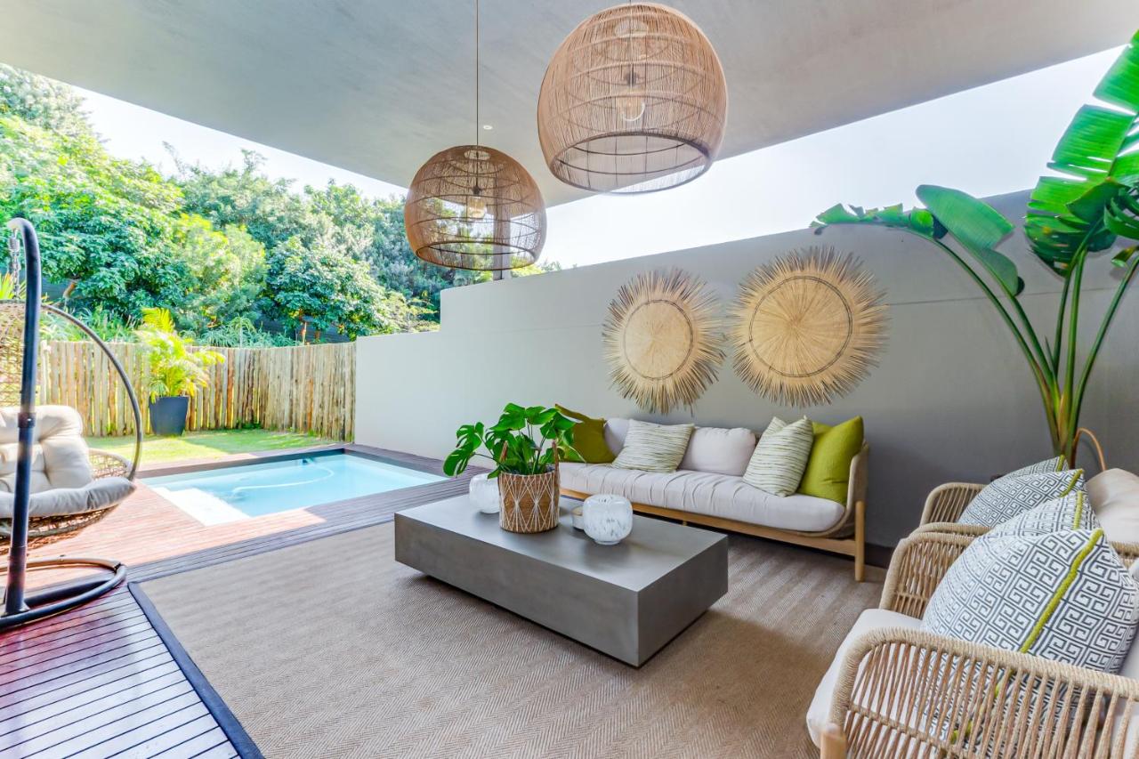 30 Tahari Coastal Estate - B&B