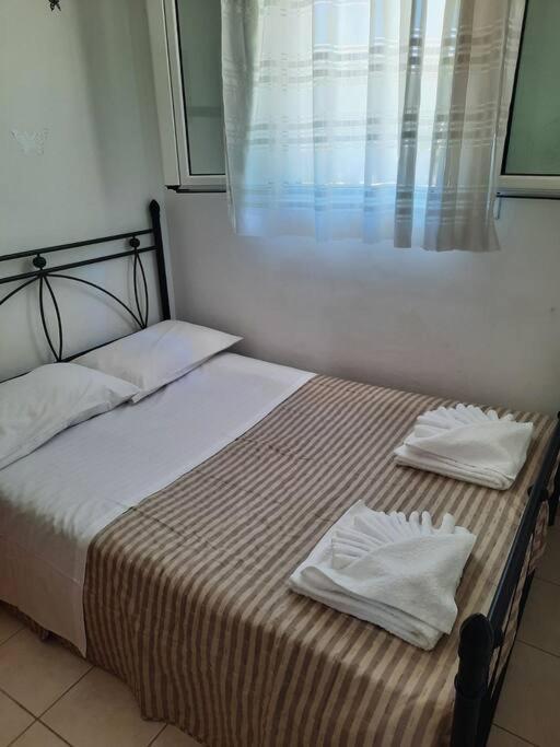 Cozy house for 5 persons at Vougiato Zakinthos - B&B