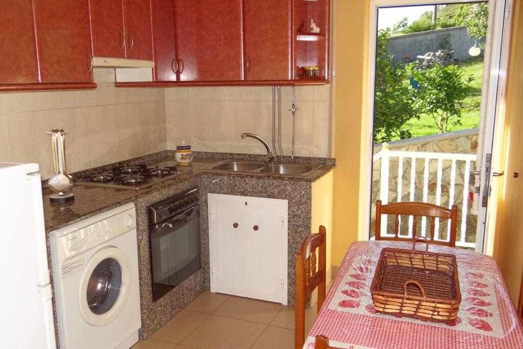 Apartamento con vistas al mar Maeloc 4 - Chambres d'hôtes Lariño